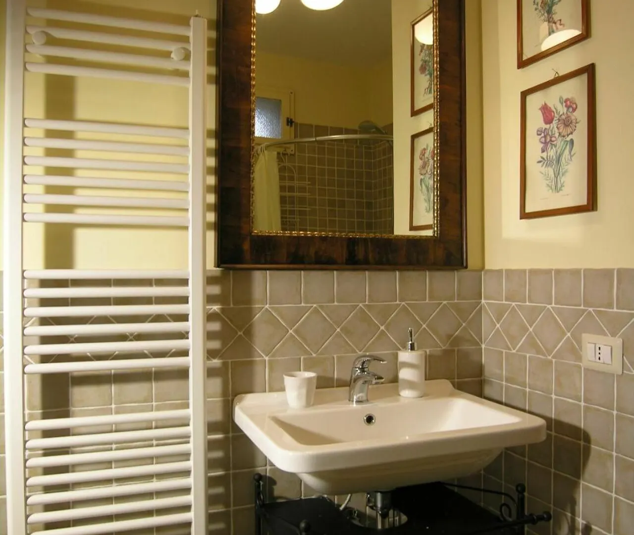 Lo Sdrucciolo Affittacamere Manciano Guest house