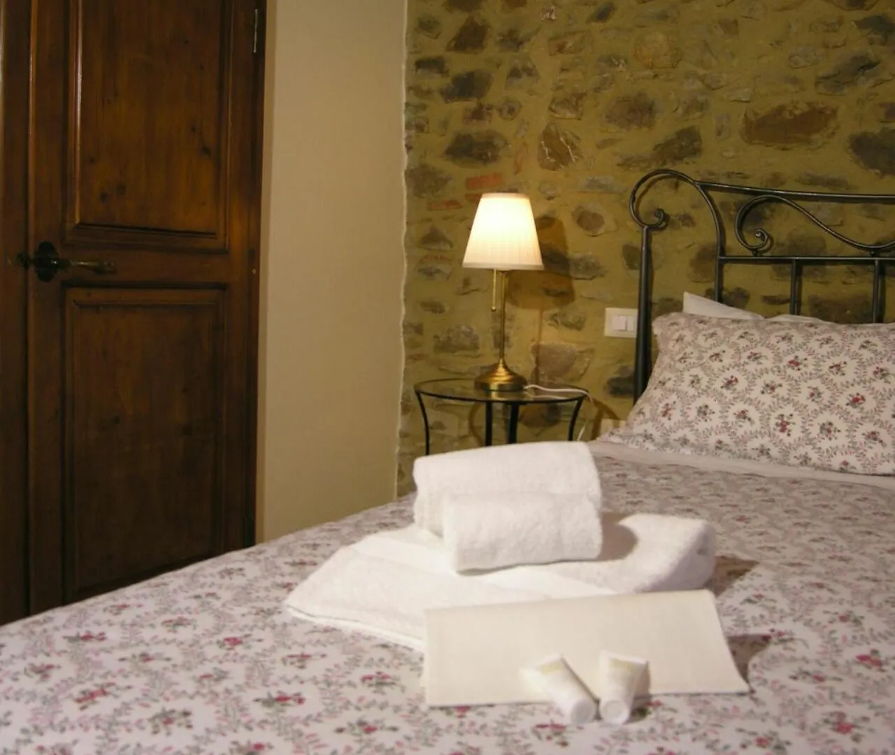 Lo Sdrucciolo Affittacamere Manciano Italy
