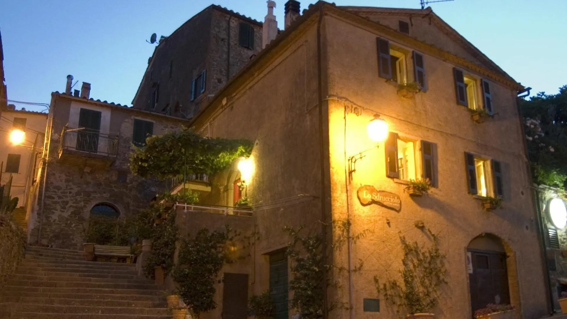 Lo Sdrucciolo Affittacamere Manciano